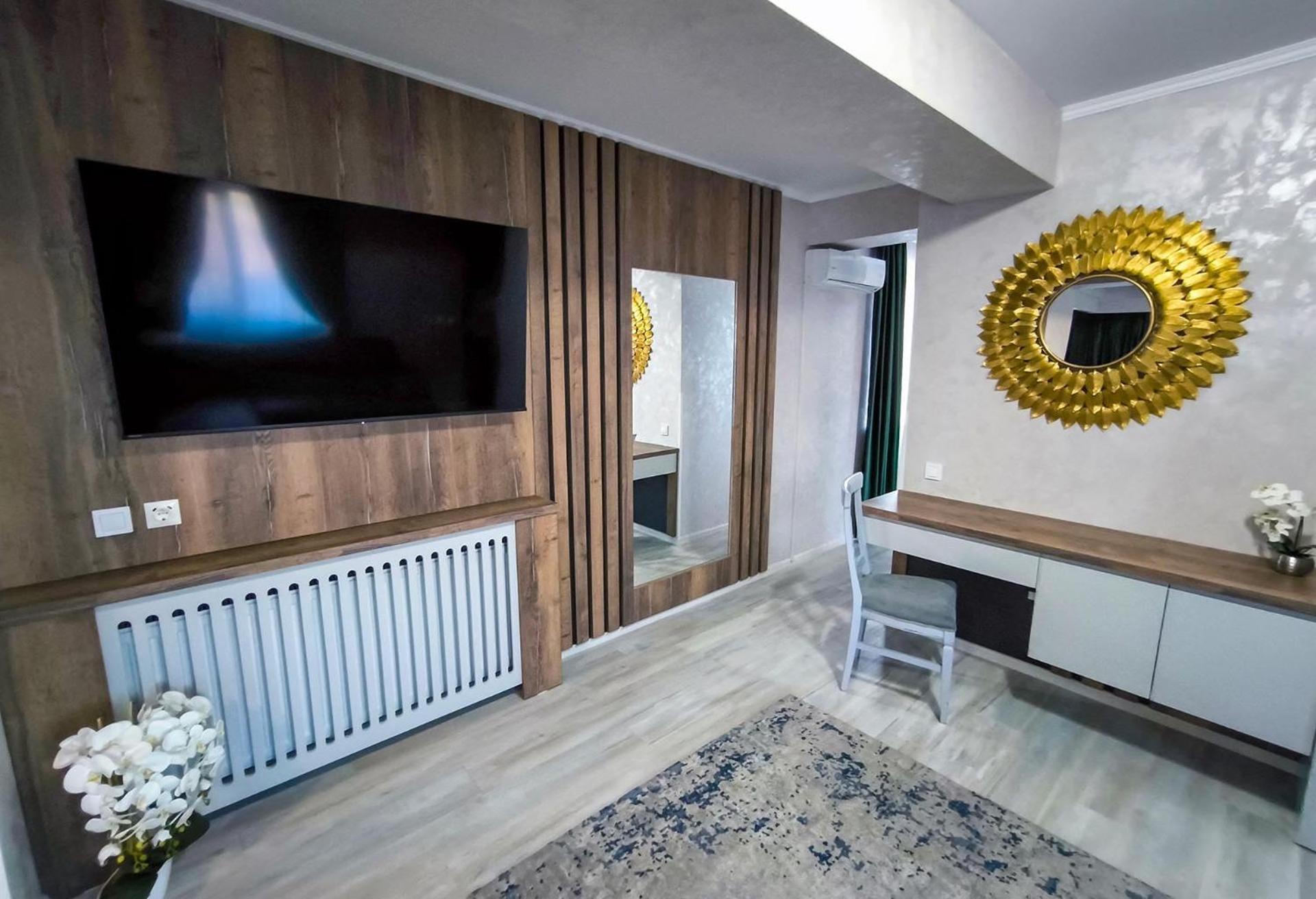 Hotel Dorobanti Jászvásár Kültér fotó