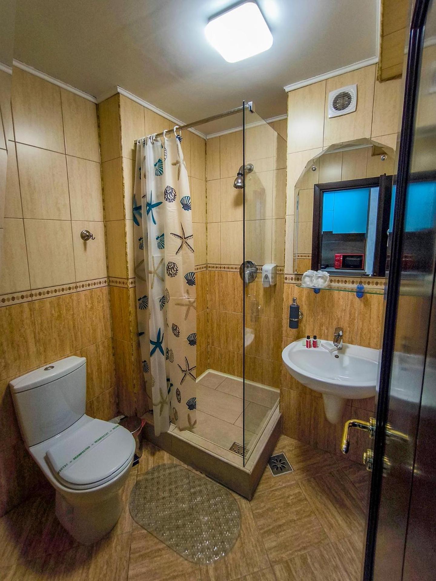 Hotel Dorobanti Jászvásár Kültér fotó