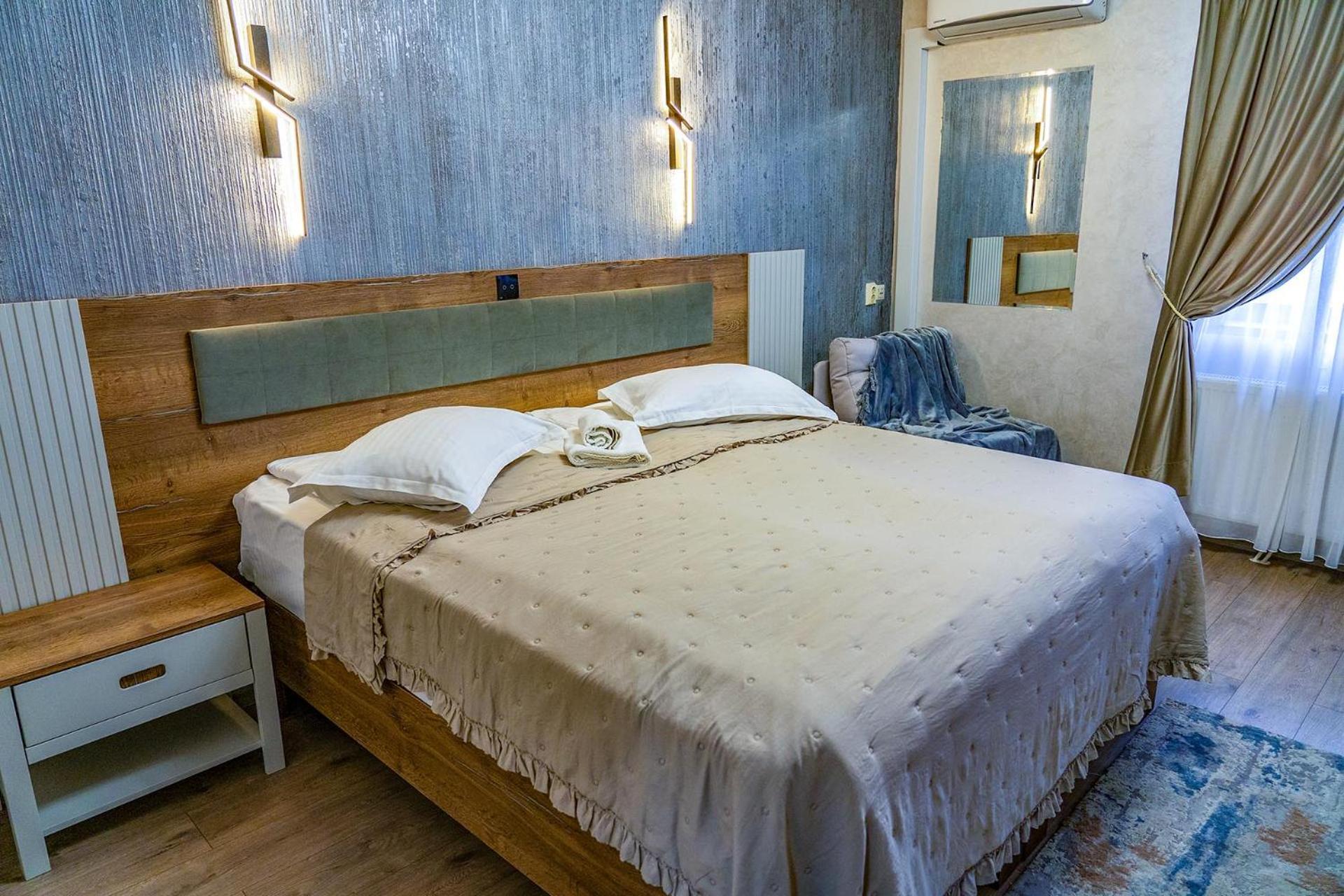 Hotel Dorobanti Jászvásár Kültér fotó